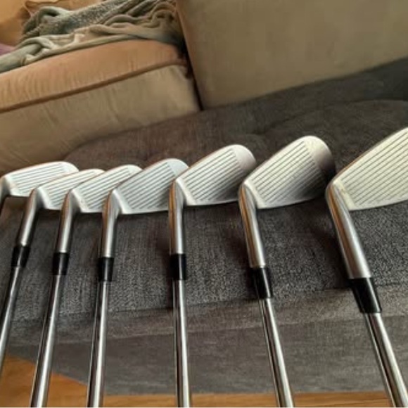 SOLD - Picture 2 of 6